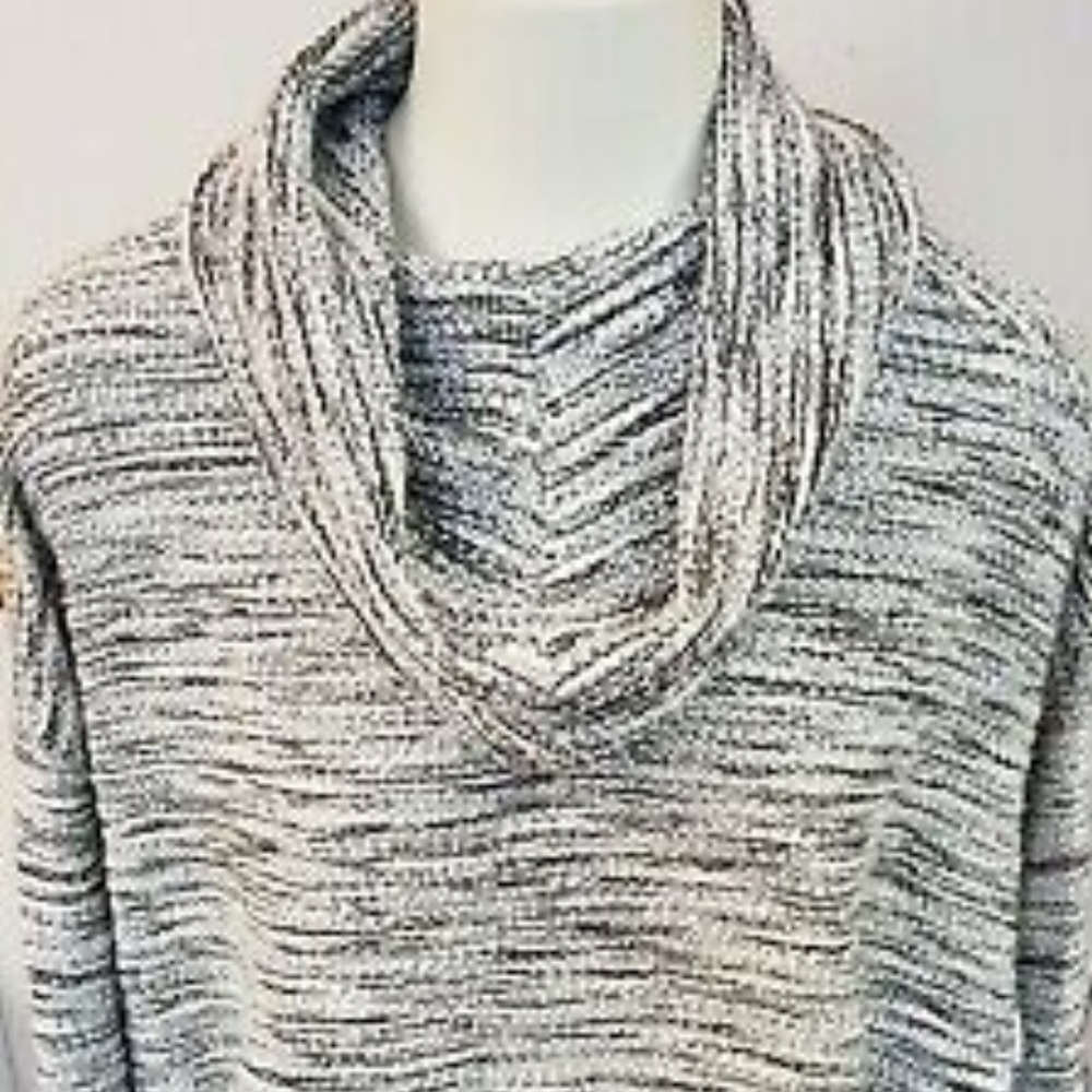Ava and Viv sweater
